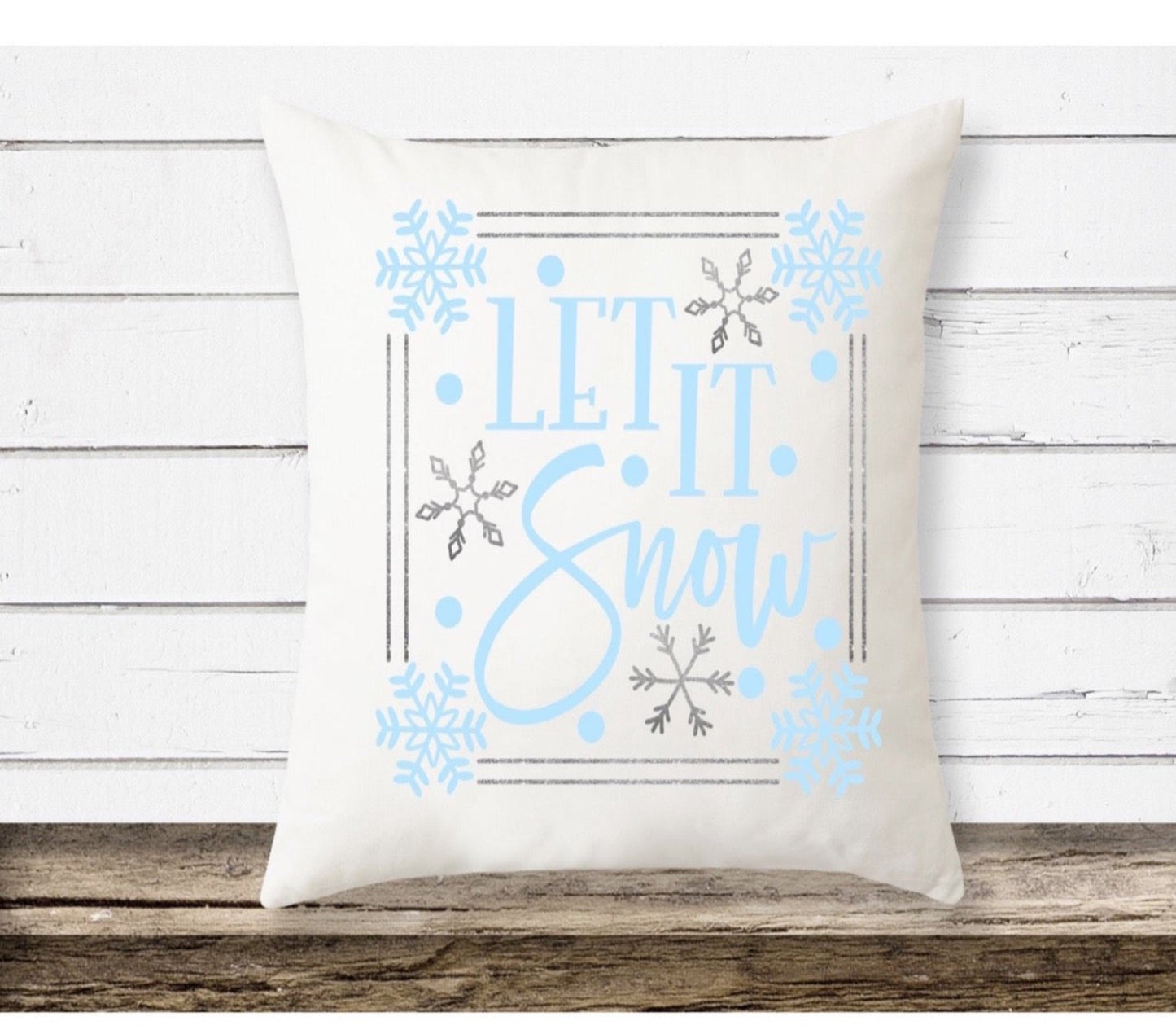Holiday Throw Pillows | Let it snow